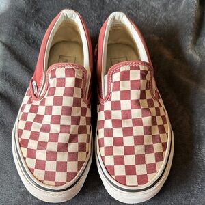 Vans Mens 6/ Women’s 7.5 Burgundy Checkered Slip-On Sneakers